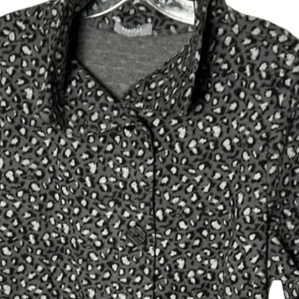 Habitat  NWT shacket,jacket,women M. Grey animal print,,PTP 21”, wide at waist - Picture 3 of 14